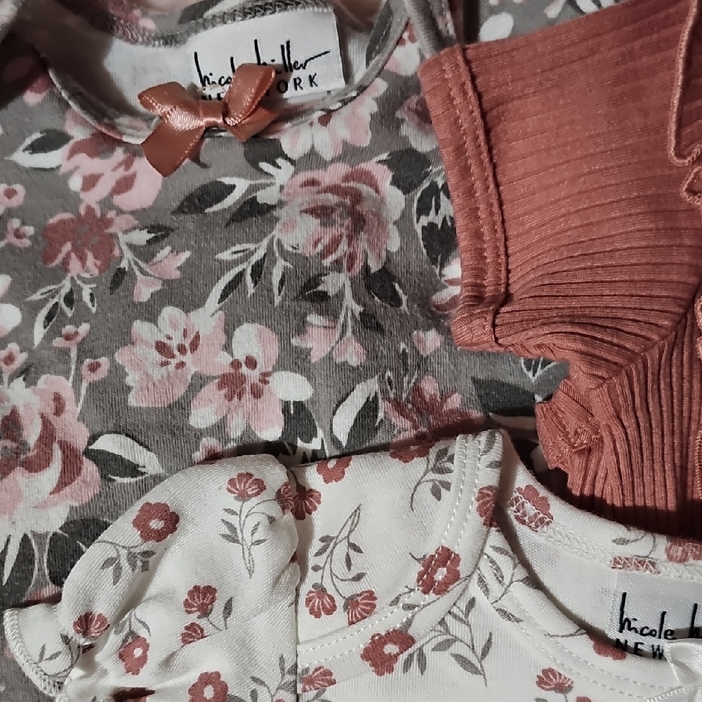 Kids Floral and Ruffle Tops Set - Picture 3 of 3